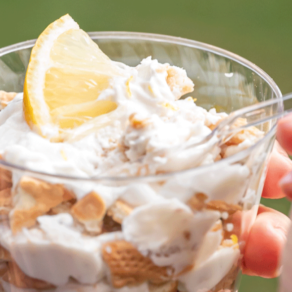 Postre saludable de limón.